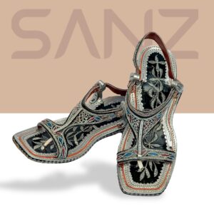 Lightweight Tilla Kheri Shoes with durable sole and artisan finish.
